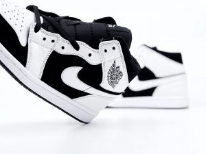 Air Jordan 1 Mid White Black - Image 8