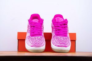 NIKE AIR FORCE 1 FLYKNIT LOW - Image 7