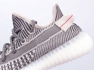 YEEZY FU9013 - Image 5