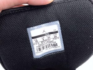 Air Jordan 1 Retro High OG Royal 2013 - Image 6