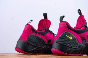 260  NIKE HUARACHE E.D.G.E. TXT QS 7 - Image 9