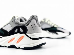 Yeezy Boost 700 Wave Runner - Image 7