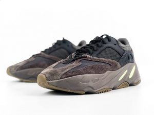 Yeezy Boost 700 Mauve - Image 7