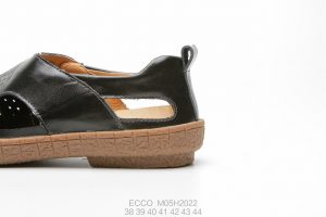 ecco    M - Image 6