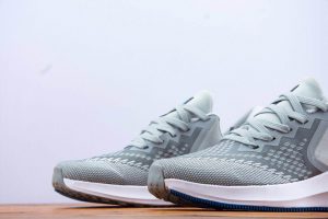 210  NIKE AIR ZOOM WINFLO 6  W6  P08722 - Image 4