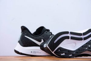 NIKE AIR ZOOM PEGASUS DEM85976 - Image 4