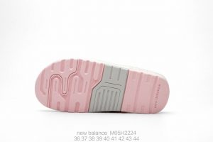 new balance  M - Image 4