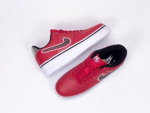 Air Force 1 07 LV8 Sport Bulls - Image 4