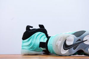 NIKE BASKET BALL SHOES DEM86840 - Image 5