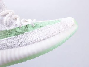 Adidas Yeezy 350 V2 - Image 5