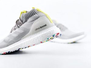 Adidas Ultra Boost Mid - Image 6
