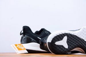 NIKE BASKET BALL SHOES 2019 KOBE MAMBA FOCUS - Image 5