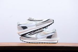 NIKE LDV WAFFLESACAI 6-005 - Image 6