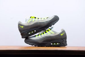 NIKE RUNNING SHOES DEM13987 - Image 6