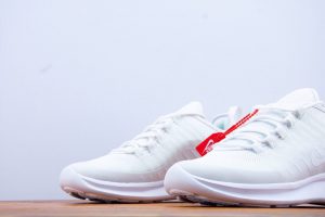 NIKE SPORTS SHOES DEM6207 - Image 5
