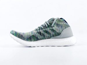 Adidas Ultra Boost Mid - Image 4