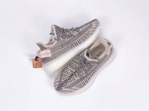 YEEZY FU9013 - Image 7