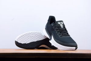NIKE BASKET BALL SHOES 2019 KOBE MAMBA FOCUS - Image 8