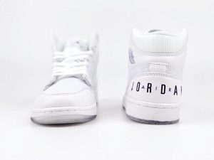 Air Jordan 1 Mid Pure White - Image 6