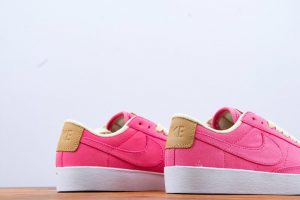 195  Nike Blazer Low LE - Image 9