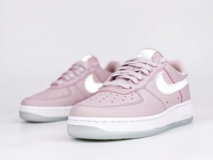 Air Force 1 07 Essential Plum Chalk Wmns - Image 7
