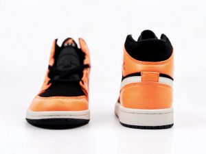Air Jordan 1 Retro Mid GS Orange Black - Image 8