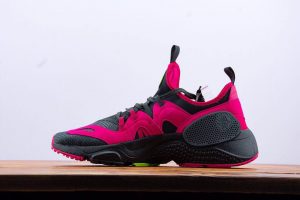 260  NIKE HUARACHE E.D.G.E. TXT QS 7 - Image 2