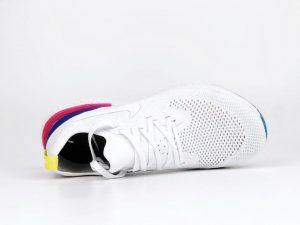 Nike Epic React Flyknit  LOGO - Image 9
