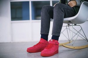 Air Force 1 Mid 07 Red October - Image 6
