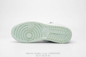 Nike Air Jordan 1 Low - Image 9