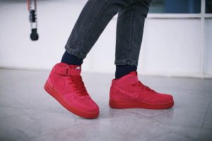 Air Force 1 Mid 07 Red October - Image 8