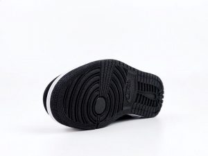 Air Jordan 1 Mid Bred - Image 8