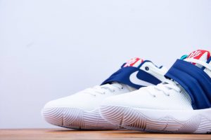 NIKE BASKET BALL SHOES DEM91026 - Image 8