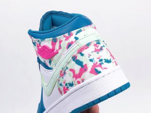 Air Jordan 1 Mid GS Paint Stroke - Image 8