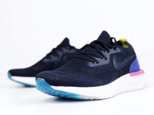Nike Epic React Flyknit  LOGO - Image 8
