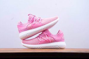 200   Adidas Tubular Viral - Image 9