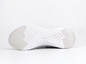 Nike Epic React Flyknit  LOGO - Image 7