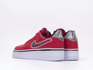 Air Force 1 07 LV8 Sport Bulls - Image 3