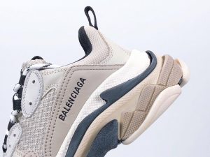 BALENCIAGA TRIPLE S DEM85046 - Image 7