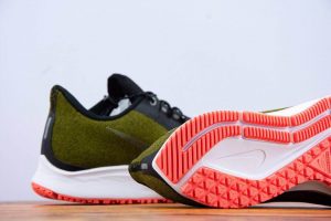 Nike Air ZM Pegasus 35 Shield - Image 9