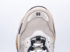 BALENCIAGA TRIPLE S DEM85046 - Image 9