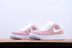 NIKE AIR FORCE 1 FLYKNIT LOW - Image 8