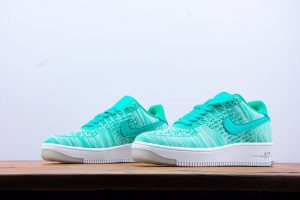 NIKE AIR FORCE 1 FLYKNIT LOW - Image 7