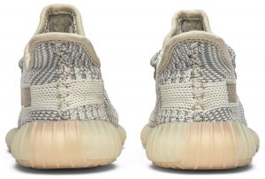 Yeezy KIDS LUNDMARK 350 V2 - Image 4