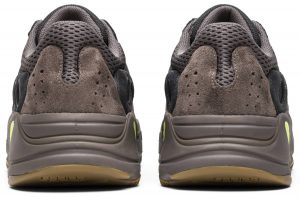 Yeezy Mauve 700 - Image 4