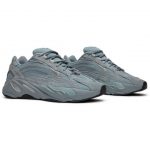 Yeezy HOSPITAL BLUE 700 V2 - Image 3