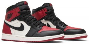 Air Jordan 1 Retro High OG Bred Toe - Image 3