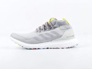 Adidas Ultra Boost Mid