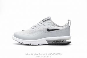 230  Nike Air Max Sequent
