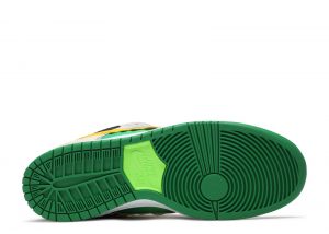 Nike BEN & JERRY'S X DUNK LOW SB - Image 5